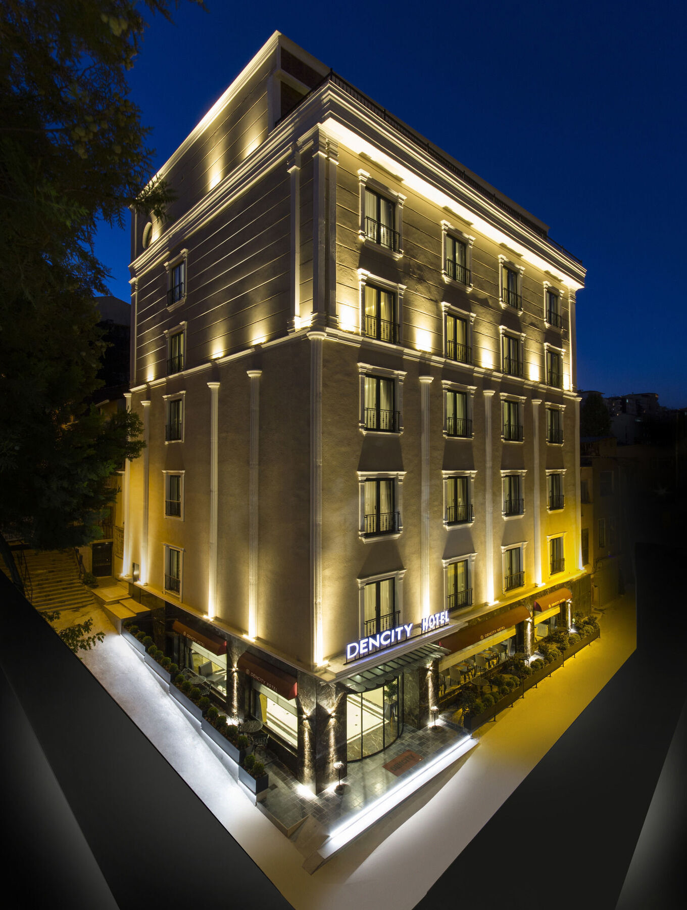 Hotell Dencity & Istanbul